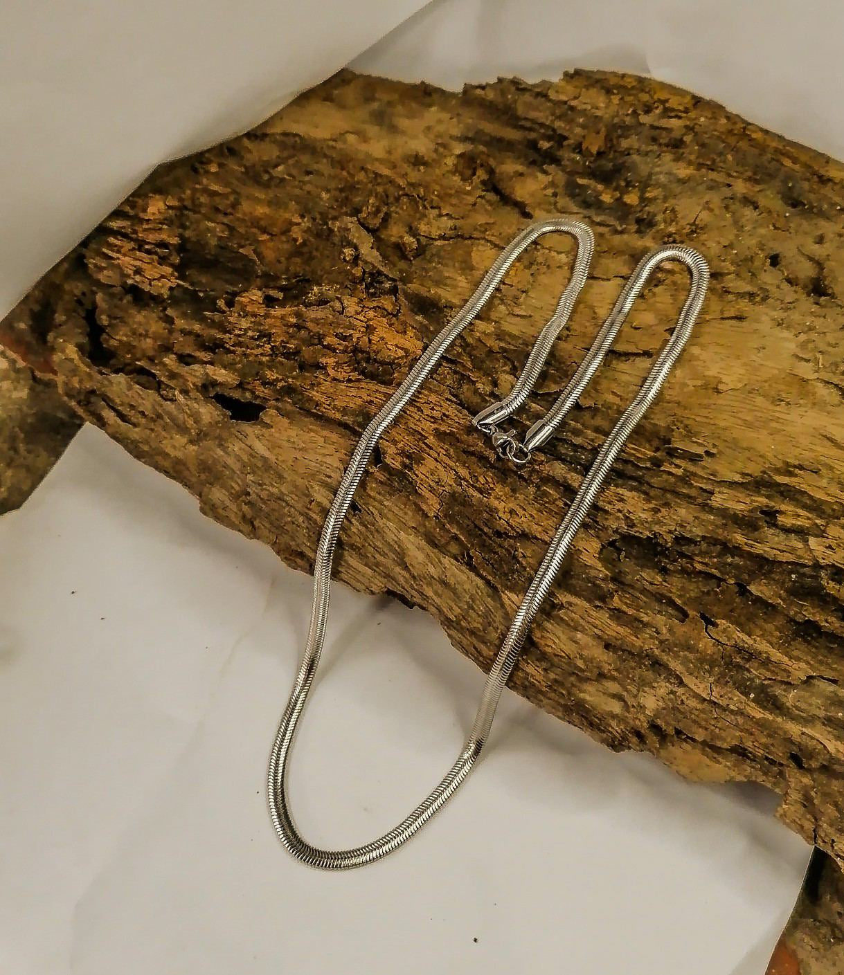 Silver Snake neck chain (22m)