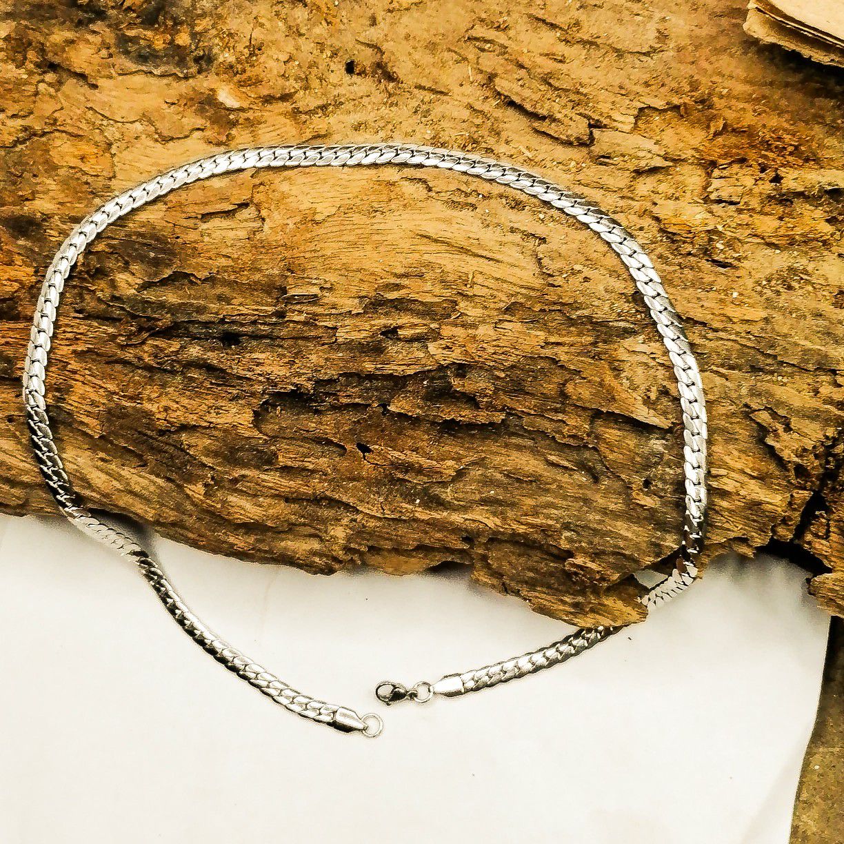 925 Sterling Silver classic Chain Necklace For Men 20 inchs.