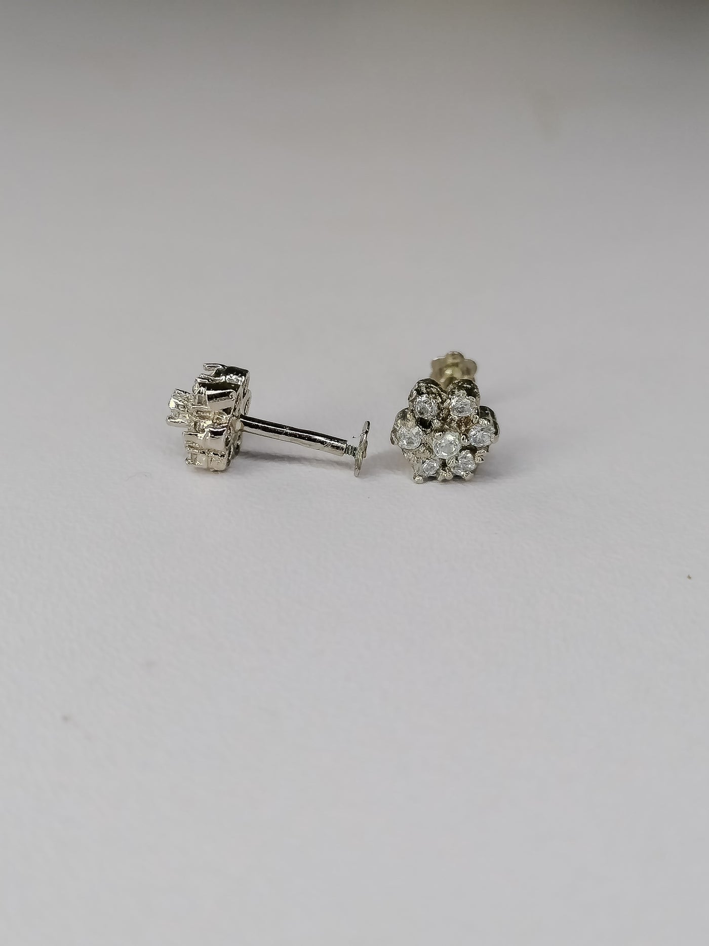 Silver Stud Earrings with beautiful 6 shiny stone