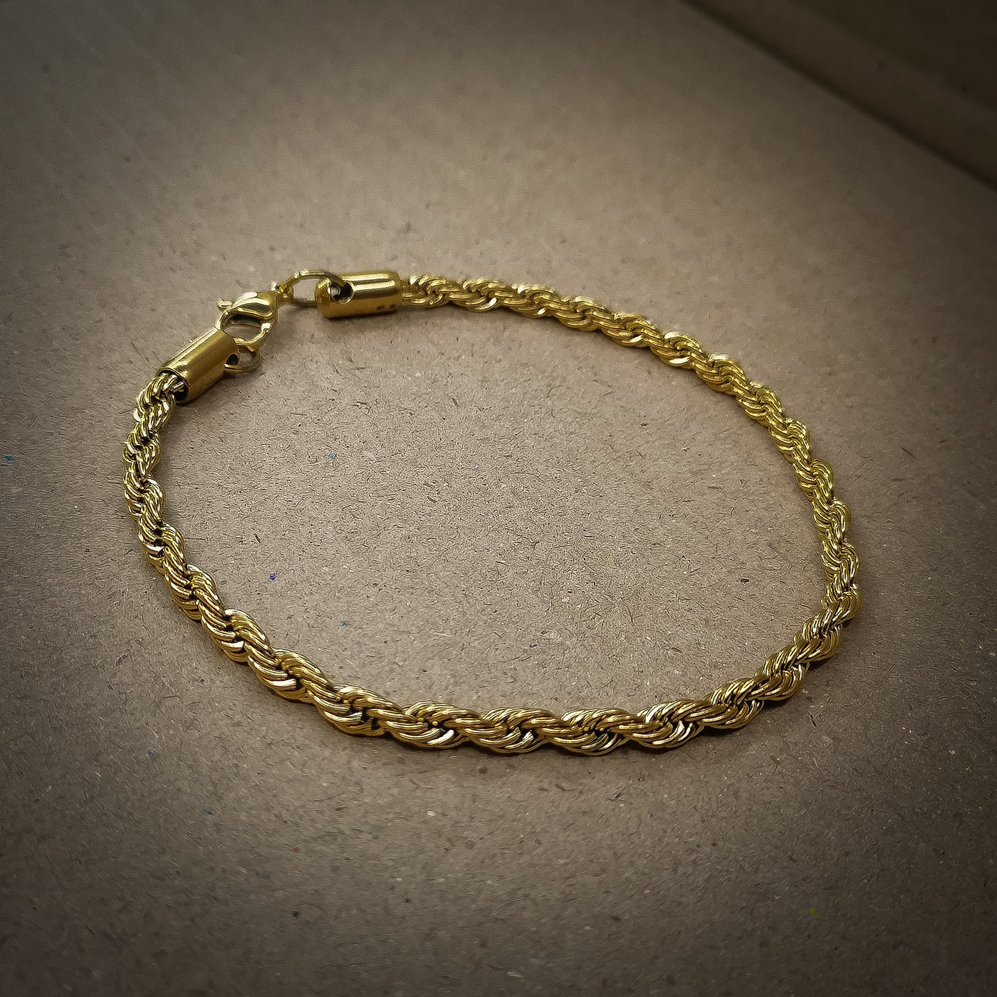 New Stylish Rope Bracelet Golden Stainless steel Rasa Chain Bracelet