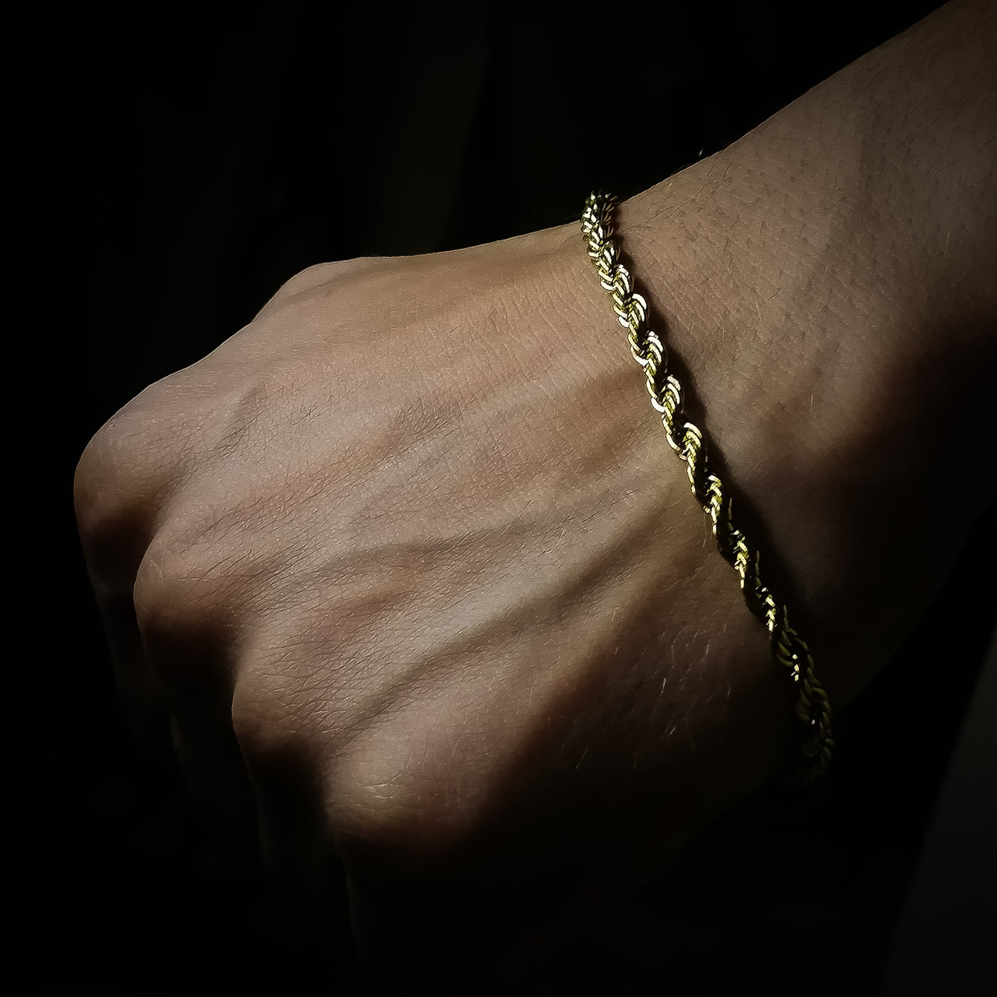 New Stylish Rope Bracelet Golden Stainless steel Rasa Chain Bracelet