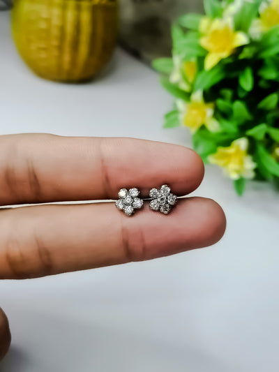 Silver Stud Earrings with beautiful 6 shiny stone