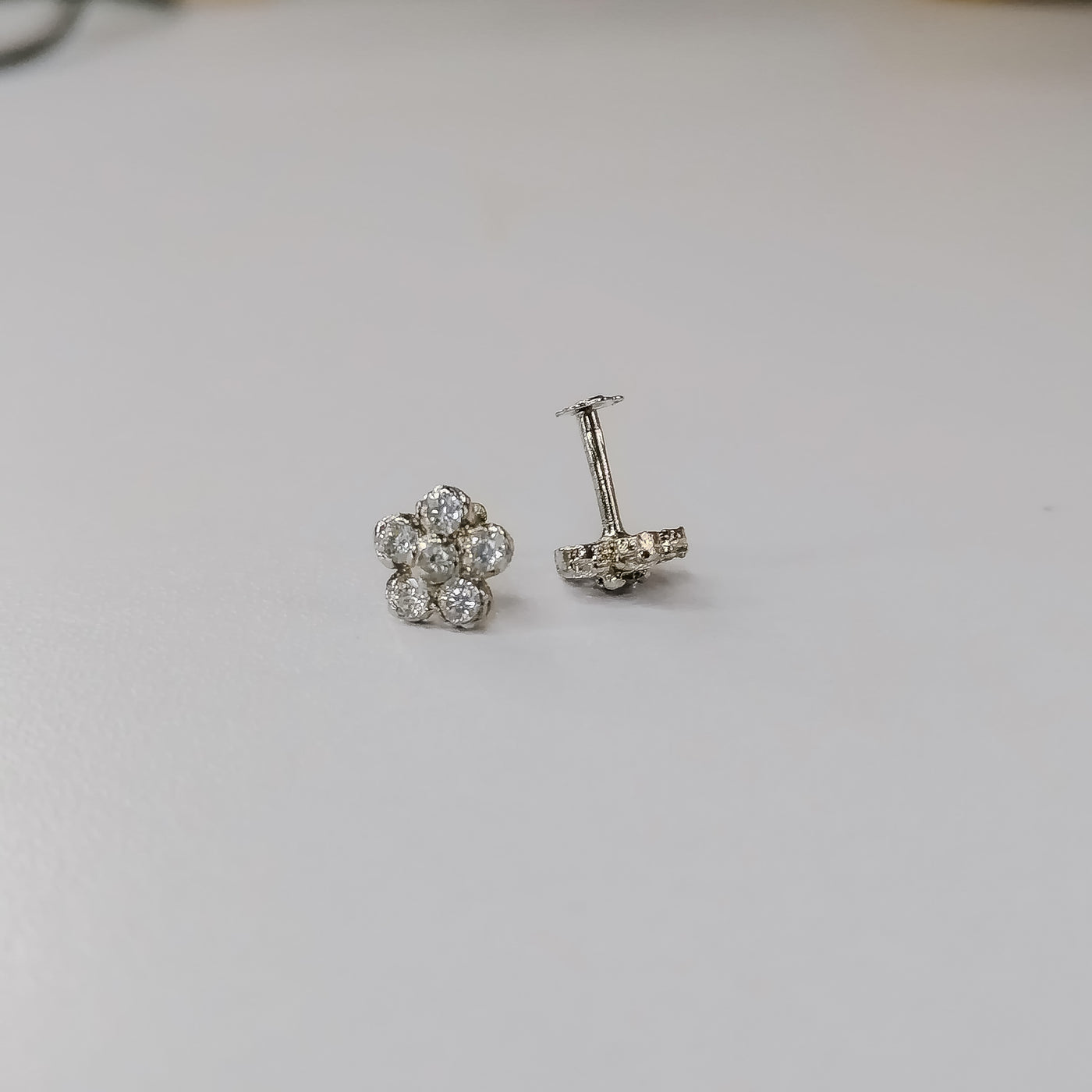 Silver Stud Earrings with beautiful 6 shiny stone